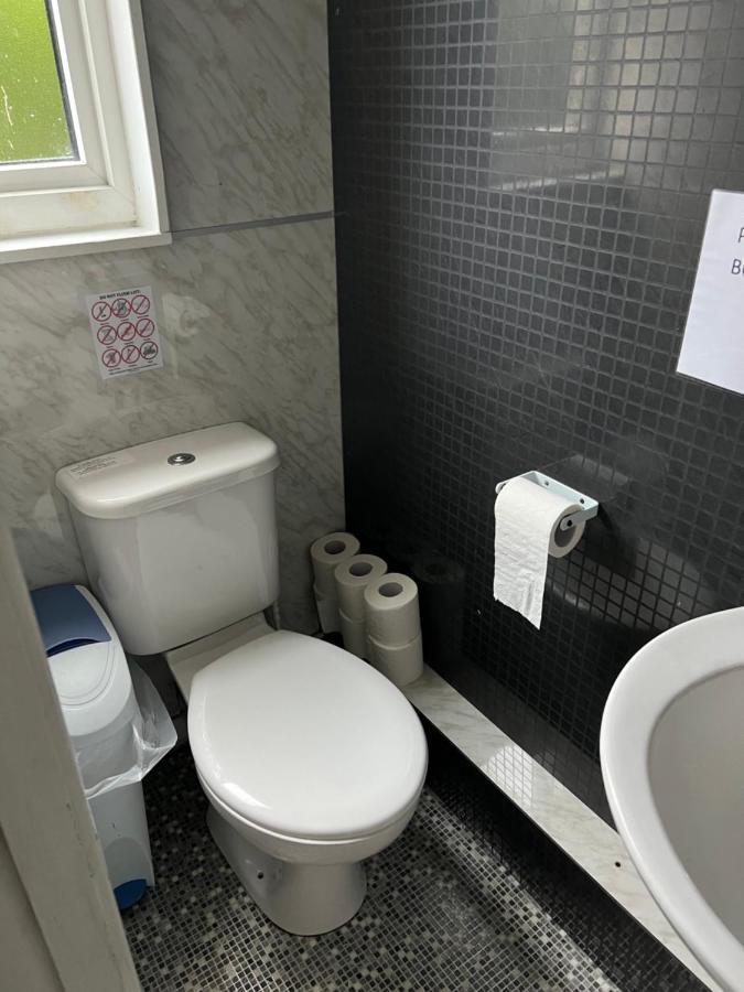 Saucy Mary'S Hostel Kyleakin Buitenkant foto