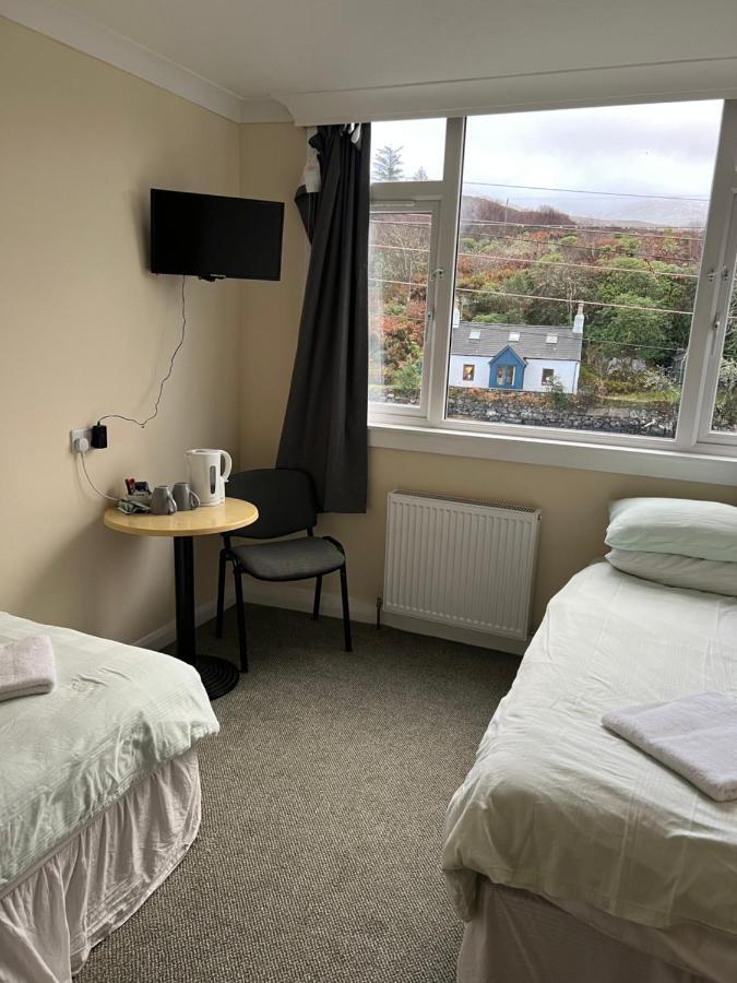 Saucy Mary'S Hostel Kyleakin Buitenkant foto