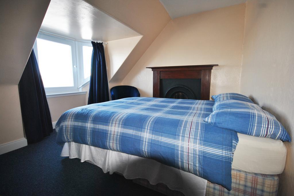Saucy Mary'S Hostel Kyleakin Buitenkant foto